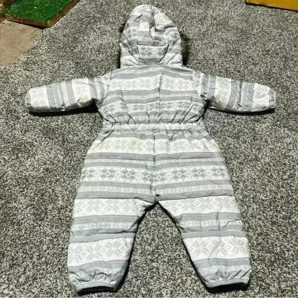Lands End Kids Baby 0-3 Months Snow Suit Hood Puffer Gray Nordic Jacket Coat NWT - Picture 4 of 13